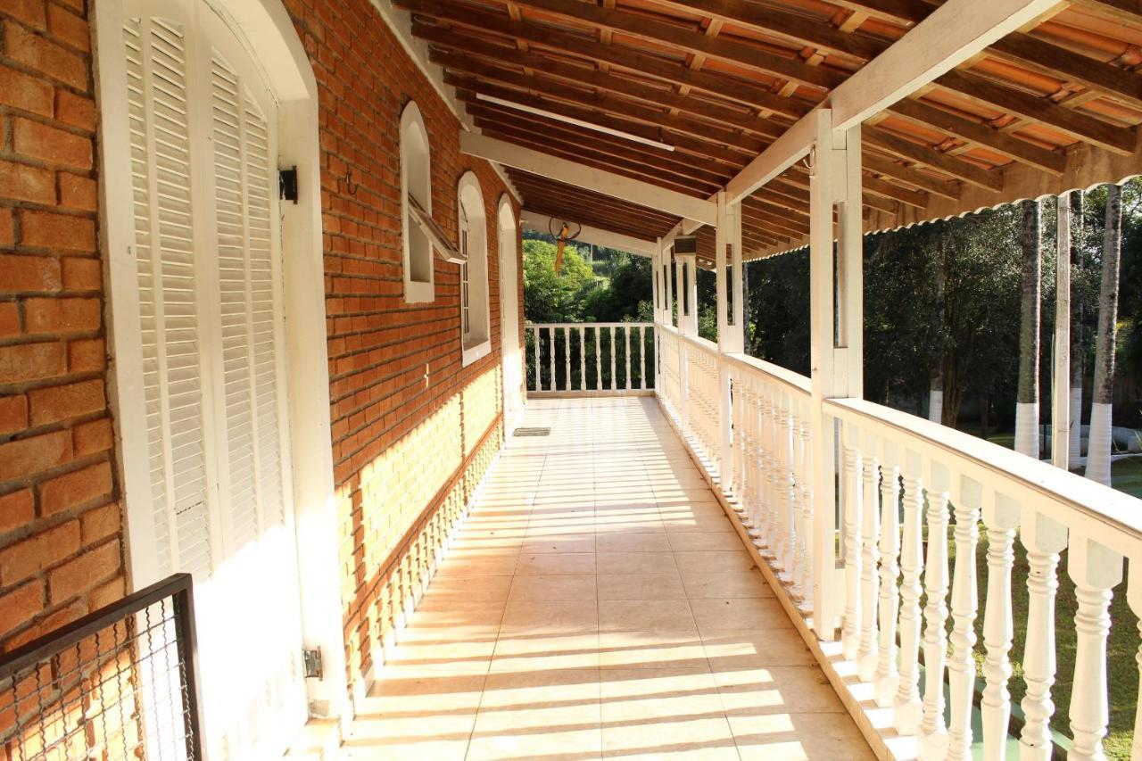 Linda Chacara Em Condominio Fechado Com Wifi De 300Mb - Atibaia Luaran gambar
